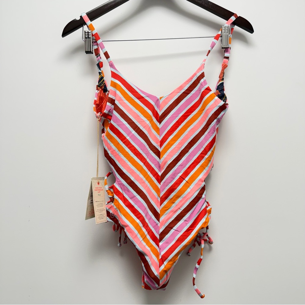 Maaji Praia Arco Iris One Piece Swimsuit Pink Size Large - Picture 4 of 13